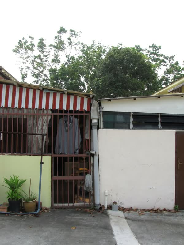 52 Stirling Road