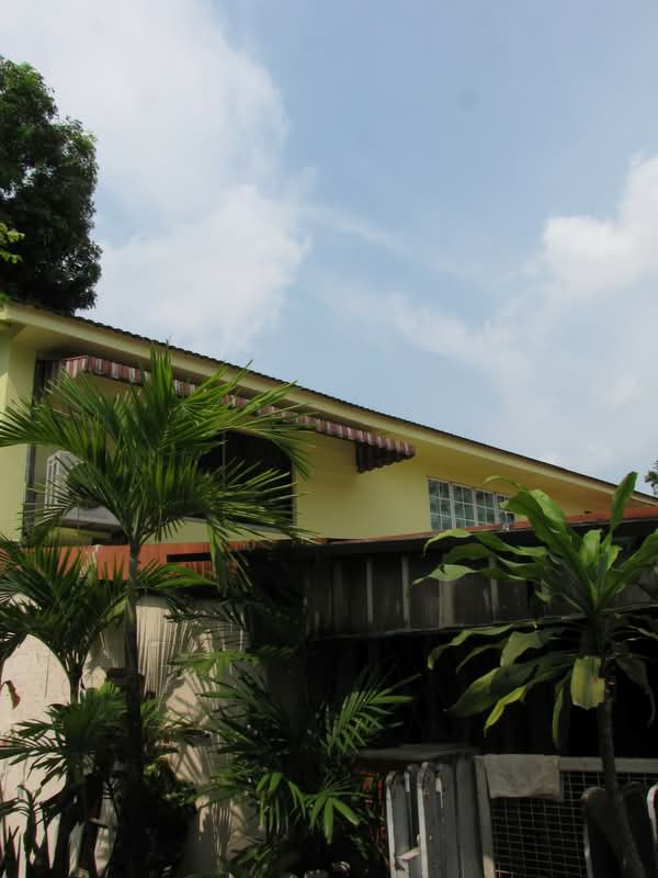 56 Stirling Road
