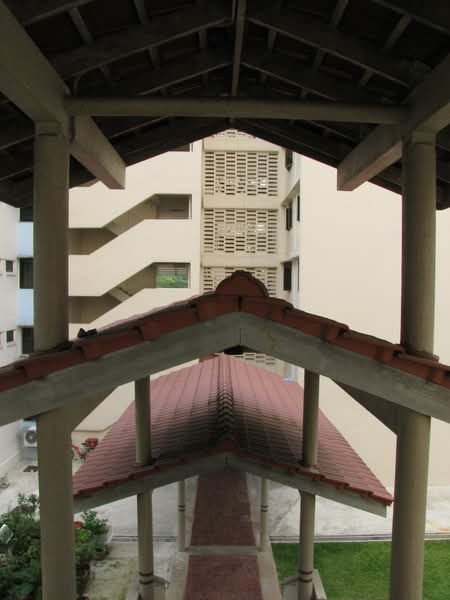 167 Stirling Road, 167 Stirling Road, 2 Bedrooms, 646 sqft, HDB Flat For Sale, by Elaine Ang, 60185042 - PropertyGuru.com.sg