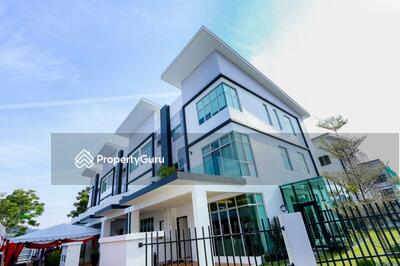 - Kazen I & II @ Taman Saujana Puchong