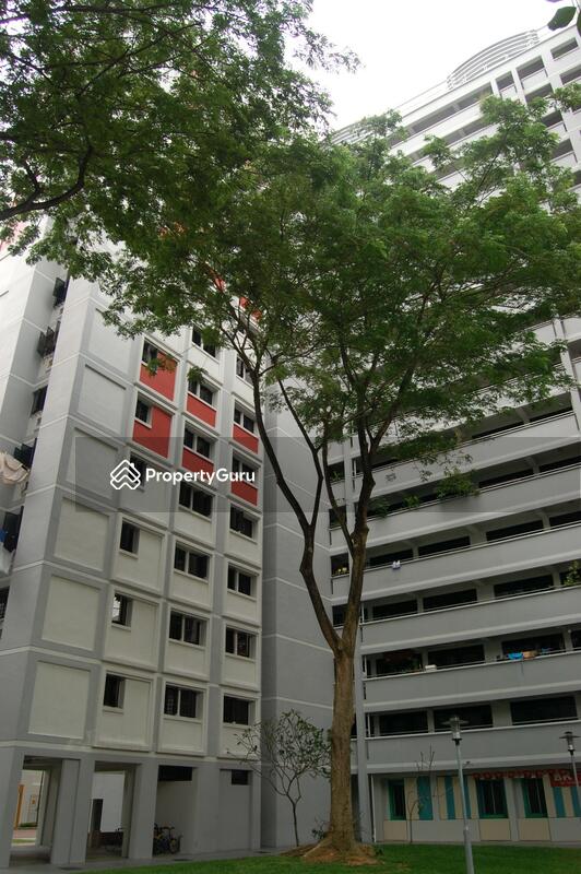 891 Tampines Avenue 8 #0