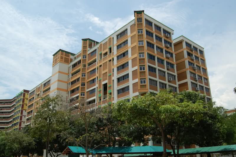 For Rent - 487A Tampines Avenue 9