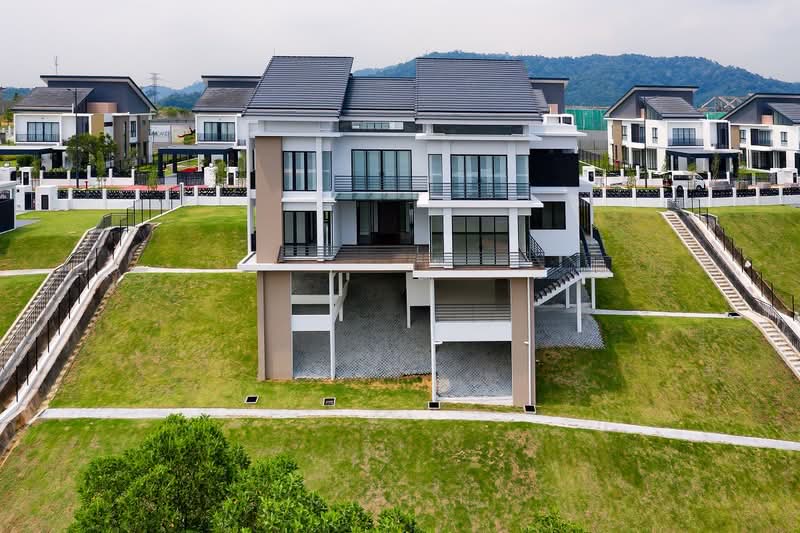 Sebayu Hill Villas @ Bandar Seri Putra - iProperty.com.my