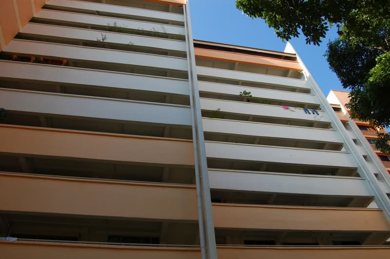 102 Tampines Street 11