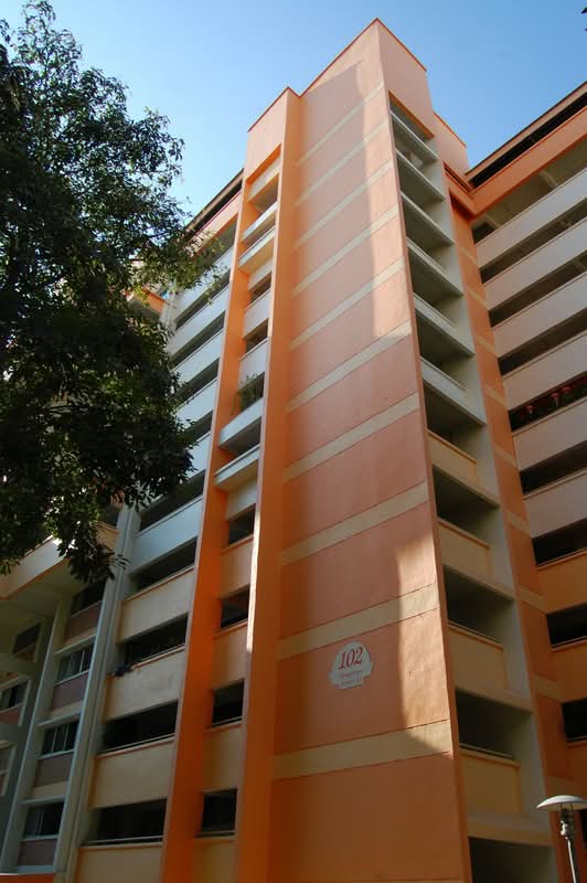 102 Tampines Street 11