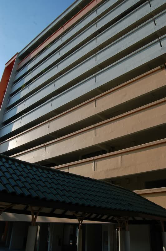 110 Tampines Street 11