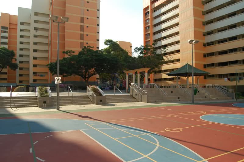 111 Tampines Street 11