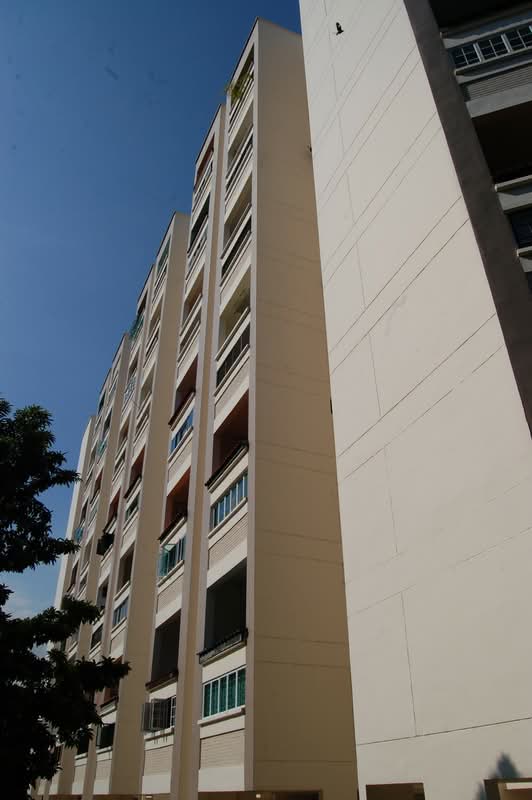 124 Tampines Street 11