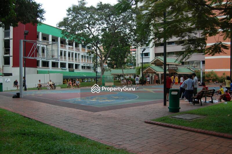 For Sale - 203 Tampines Street 21