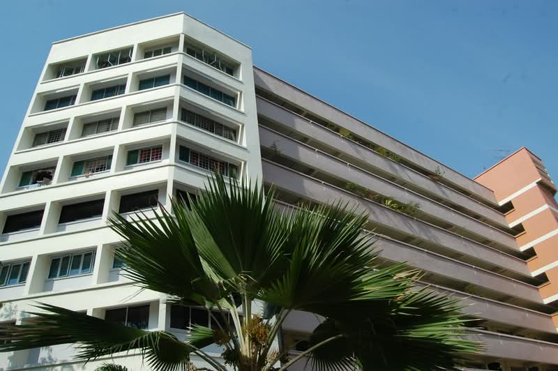 205 Tampines Street 21