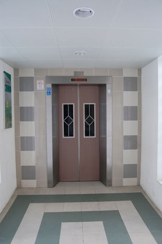 280 Tampines Street 22