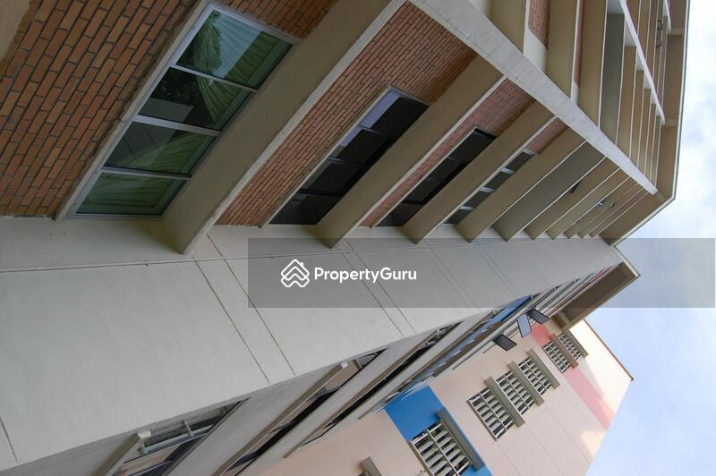 289 Tampines Street 22 #0