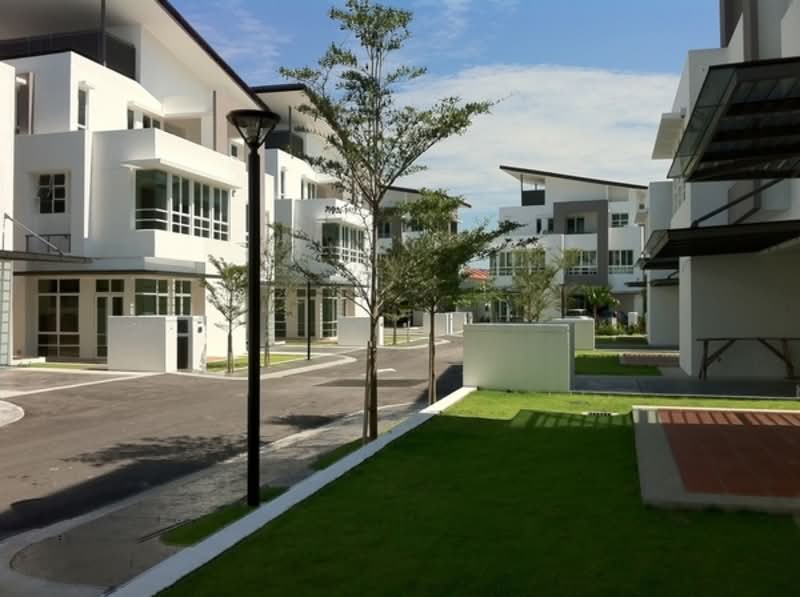 The Grove Waterscape Villas - iProperty.com.my