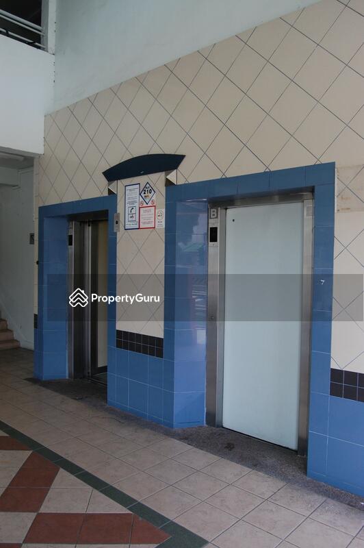 210 Tampines Street 23 #0