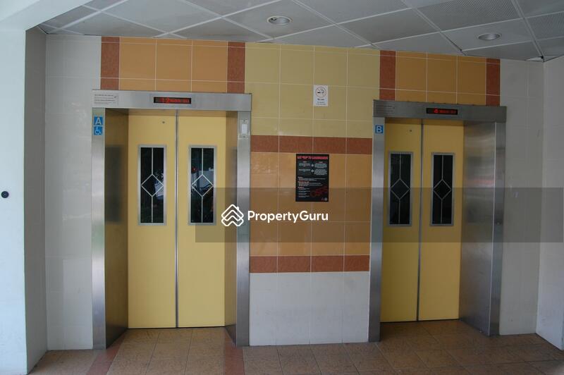 For Rent - 211 Tampines Street 23