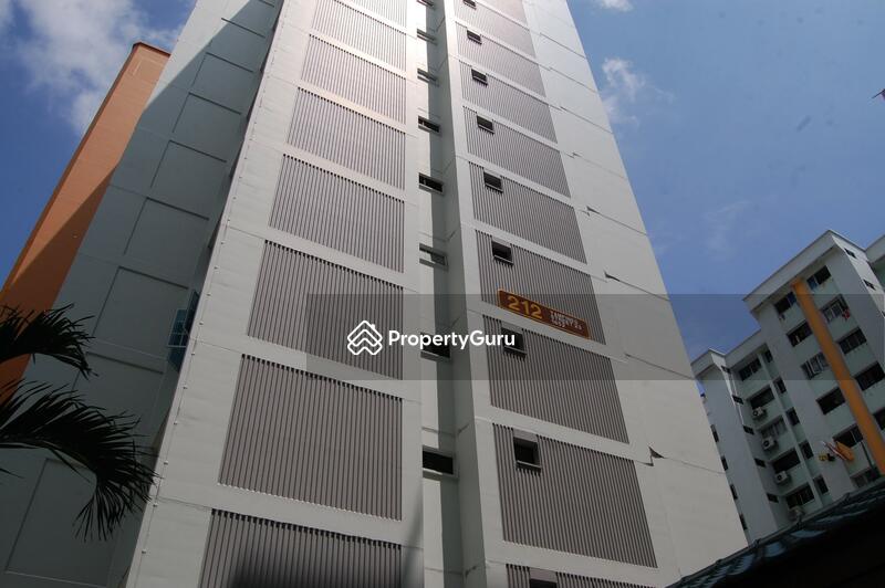 212 Tampines Street 23 #0