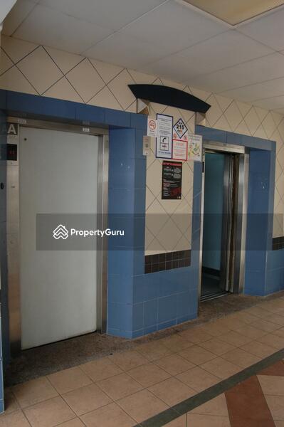 For Rent - 215 Tampines Street 23