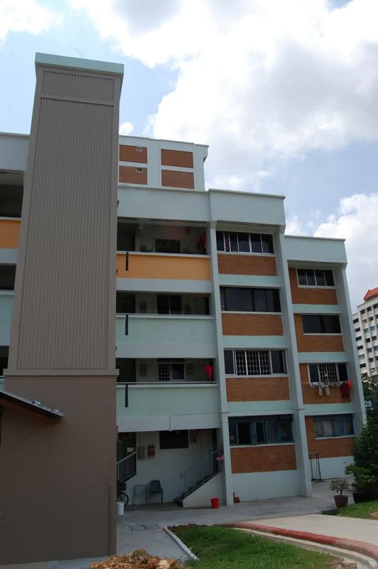228 Tampines Street 23