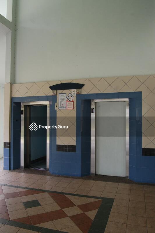 229 Tampines Street 23 #0