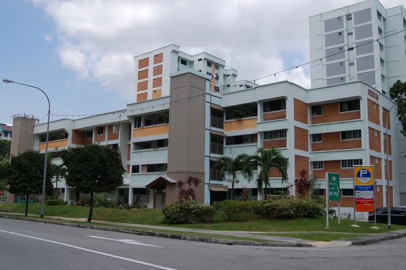 220 Tampines Street 24