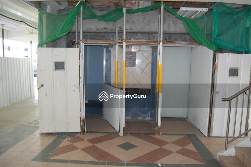 221 Tampines Street 24 #0