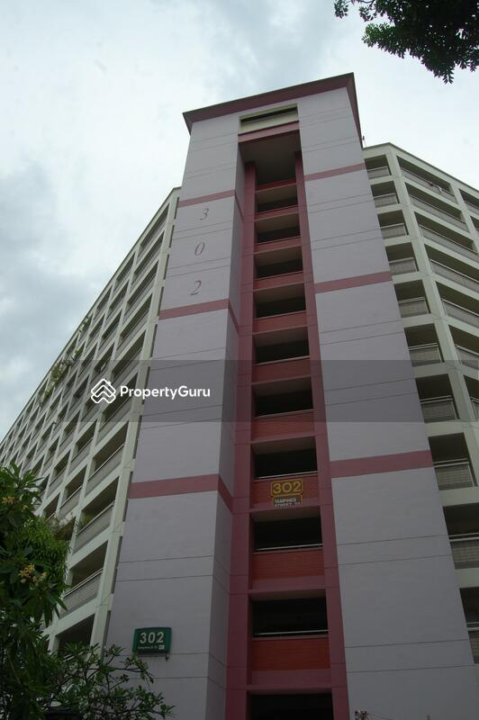 302 Tampines Street 32 #0