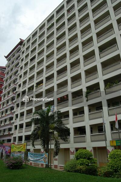 For Sale - 302 Tampines Street 32