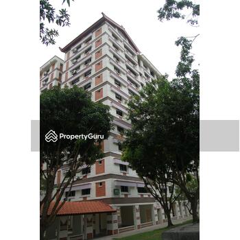 303 Tampines Street 32