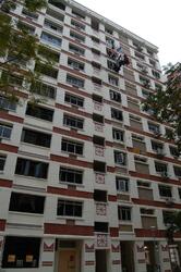 305 Tampines Street 32