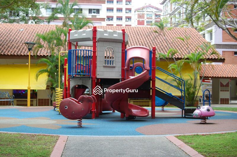 For Rent - 305 Tampines Street 32