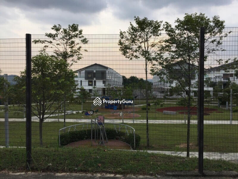 Untuk Dijual - Lake Club Parkhome