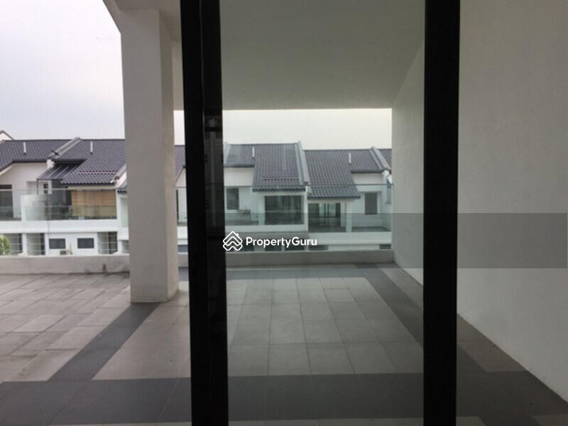 Untuk Dijual - Lake Club Parkhome