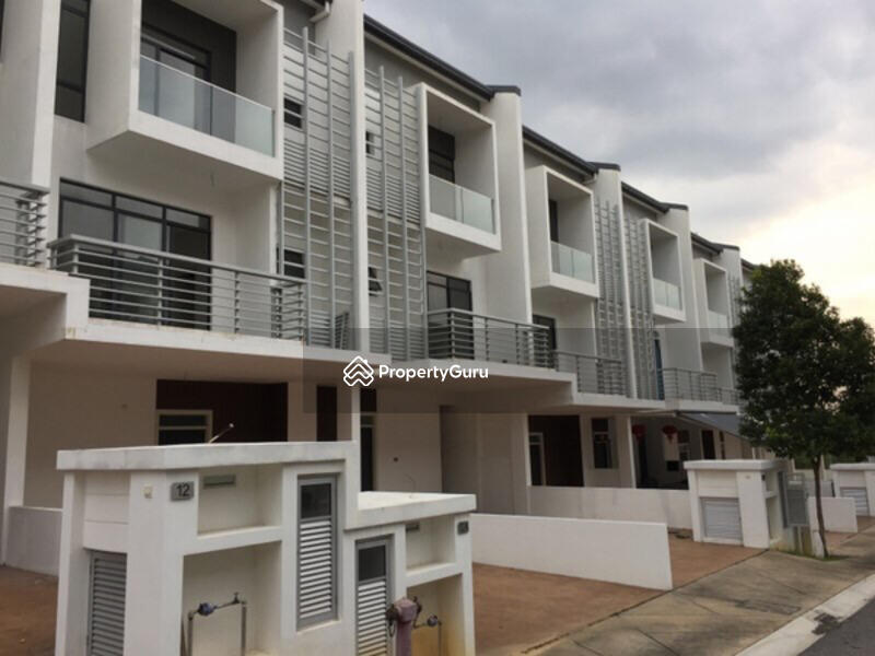 Untuk Dijual - Lake Club Parkhome