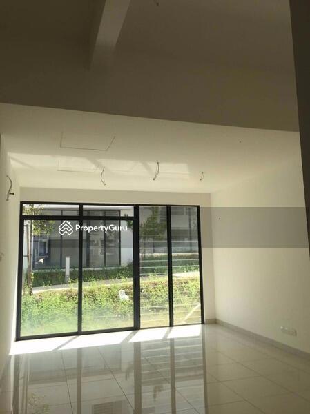 Untuk Dijual - Lake Club Parkhome