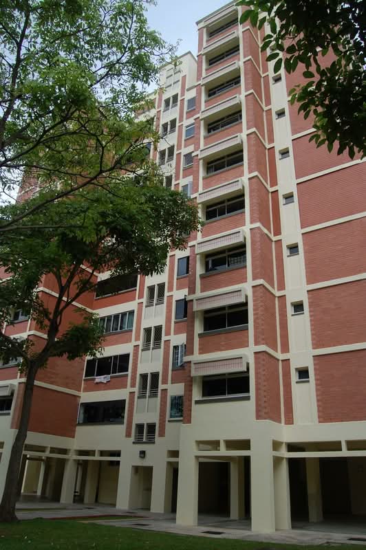 328 Tampines Street 32