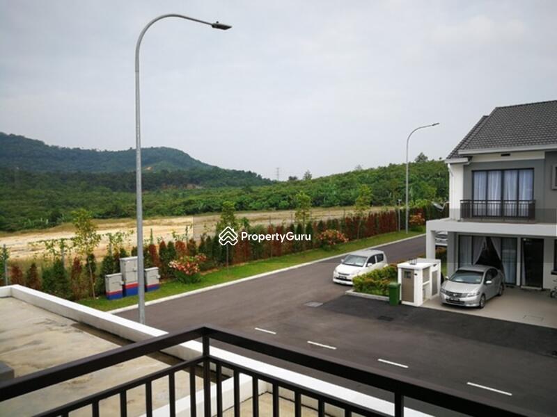 Untuk Disewa - Diamond City