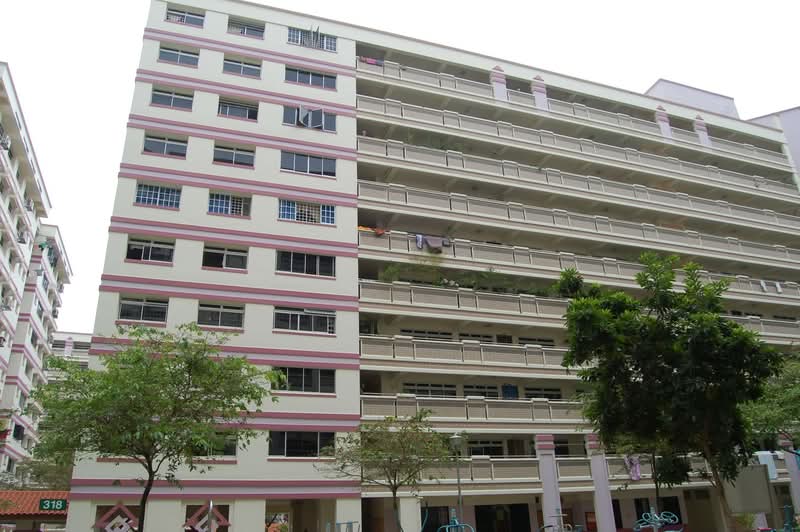 318 Tampines Street 33
