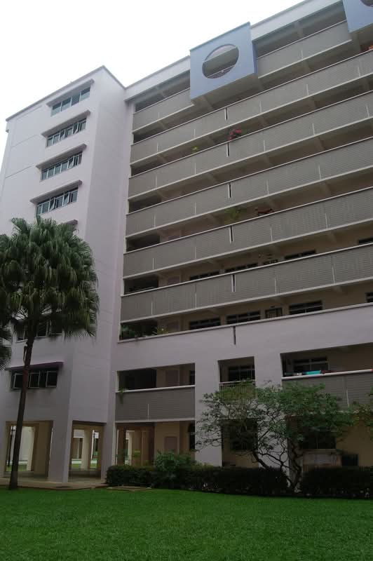 360 Tampines Street 34