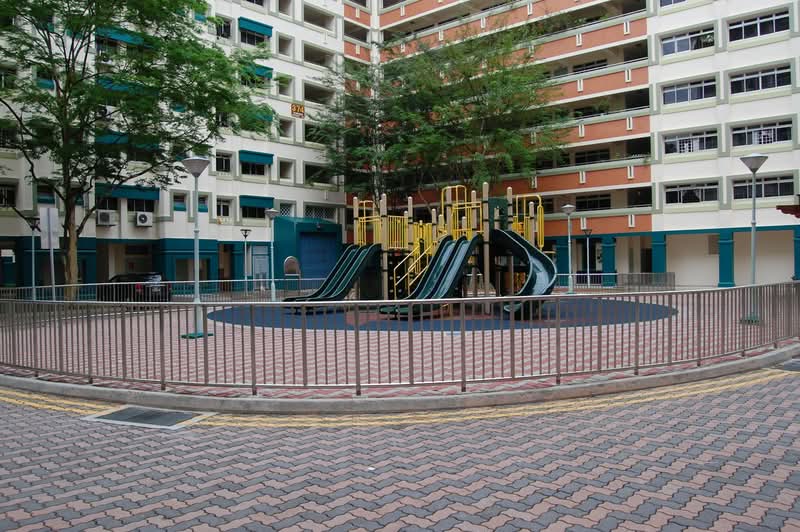 372 Tampines Street 34