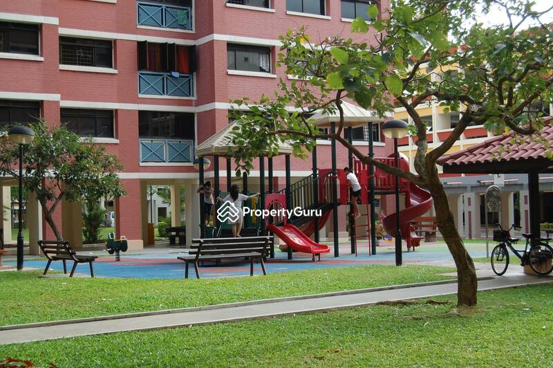For Rent - 704 Tampines Street 71