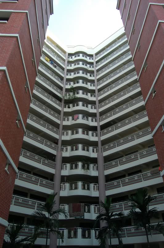 725 Tampines Street 71