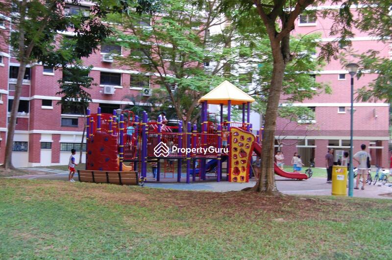 727 Tampines Street 71 #0
