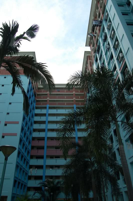 735 Tampines Street 72