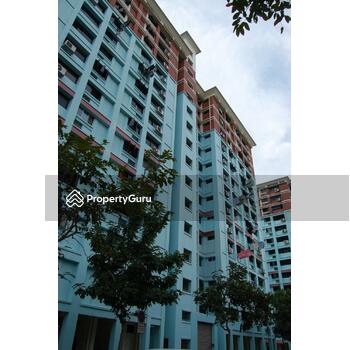 736 Tampines Street 72