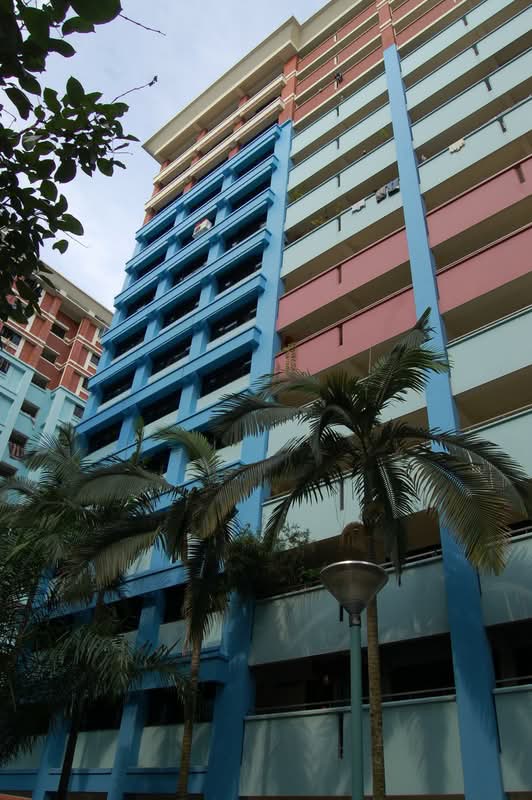 736 Tampines Street 72