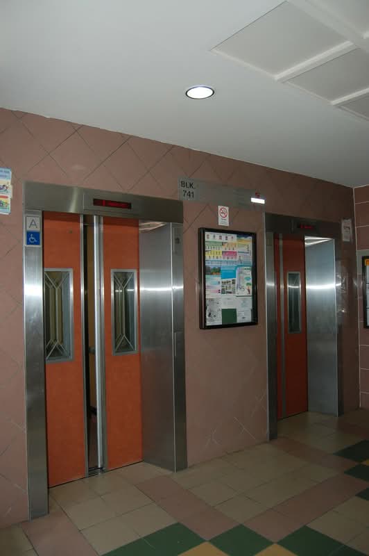 741 Tampines Street 72