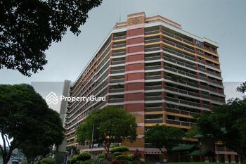 887 Tampines Street 81