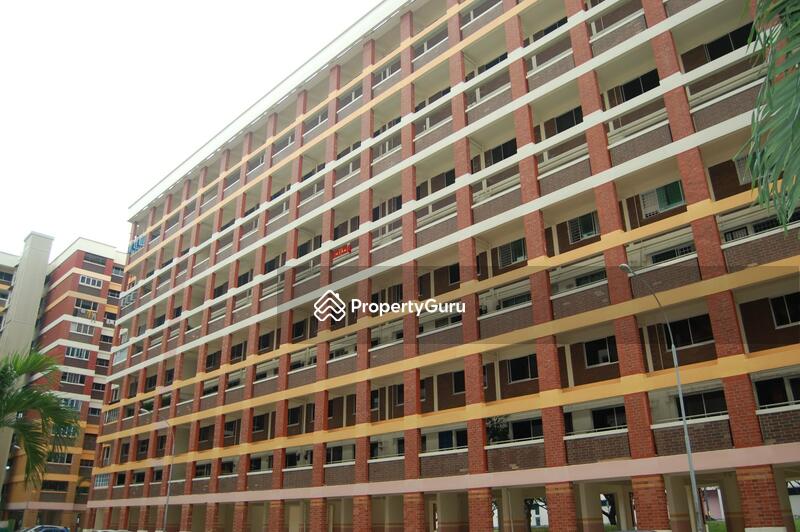 895 Tampines Street 81 #0