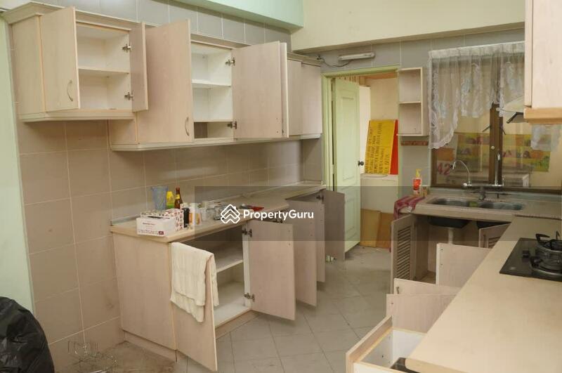 For Sale - Aim Point Condominium (Aim Point Court)