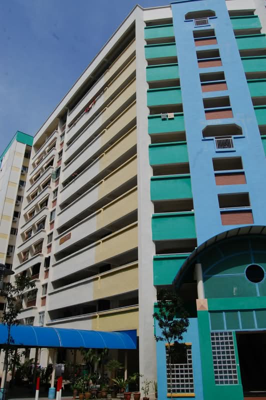 842 Tampines Street 82